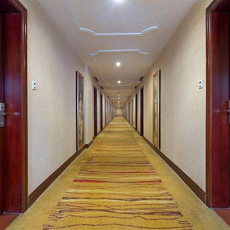 Vienna Hotel Shenzhen Shangjin Center Exterior photo