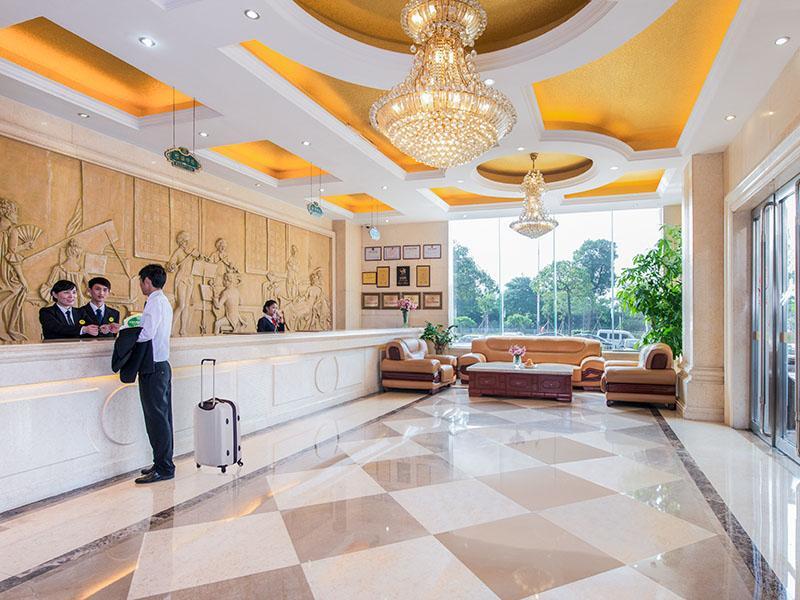 Vienna Hotel Shenzhen Shangjin Center Exterior photo